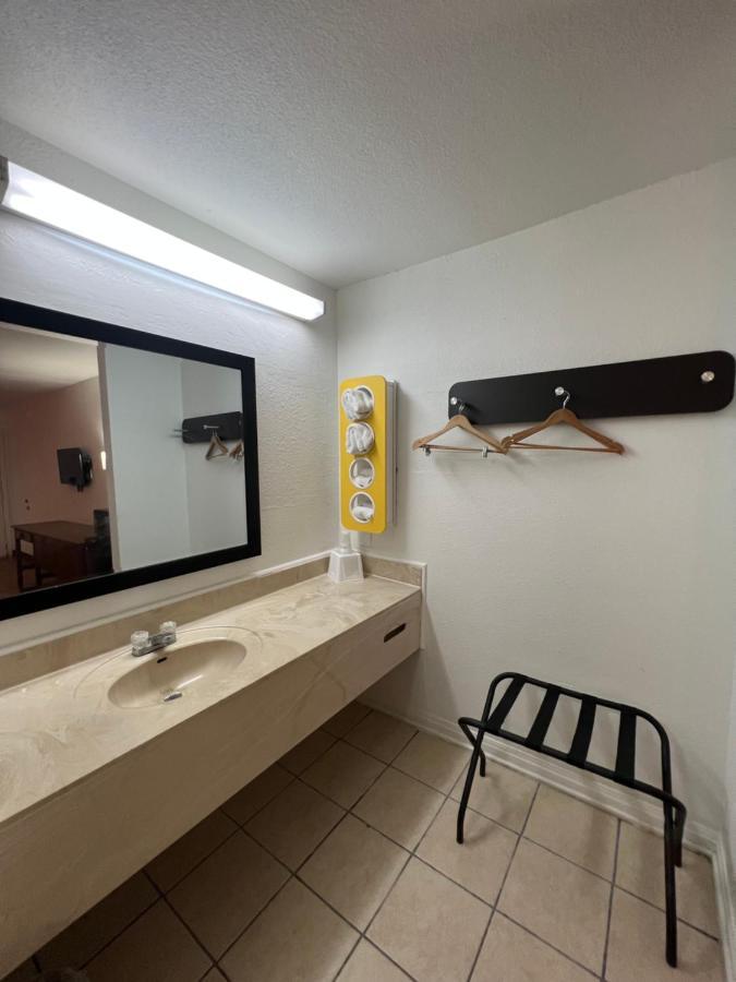 Motel 6 Lake Charles, La Exterior photo